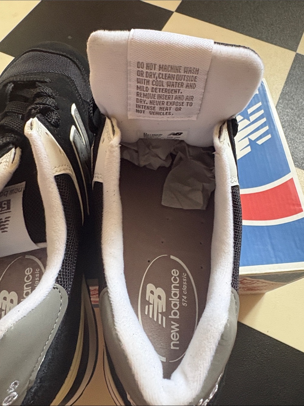 New Balance 574 Black Suede Mesh & Reflective Gray-Size 10 1/2 Rare-NIB - Picture 7 of 8